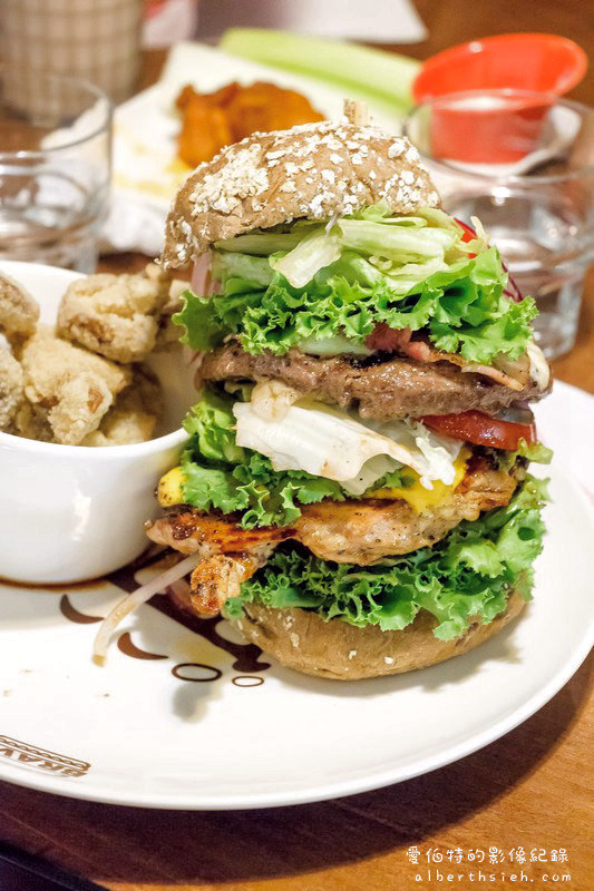 新北市林口．Bravo Burger發福廚房（花生醬跟漢堡的結合還蠻意外的好吃） @愛伯特吃喝玩樂全記錄