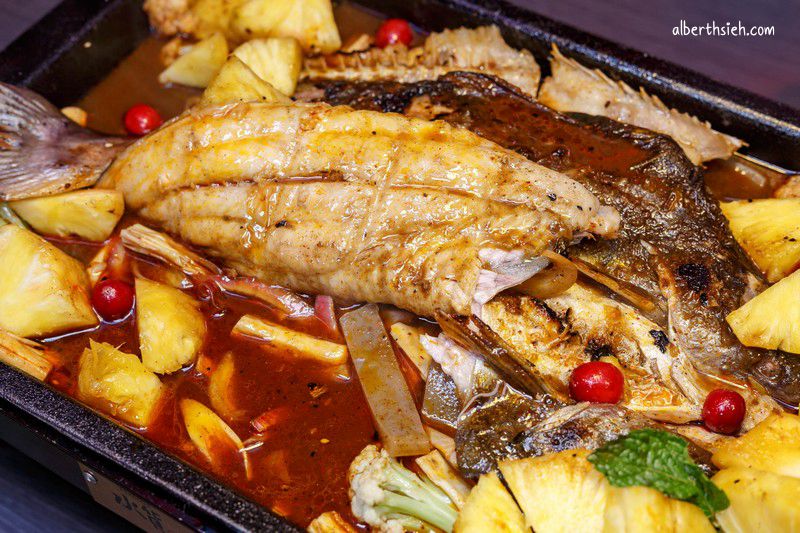 水貨-炭火烤魚．中和美食
