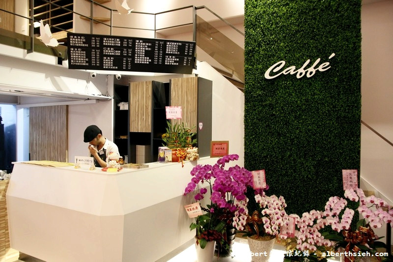 【西湖站美食】台北內湖．CalFit Cafe卡菲特咖啡店