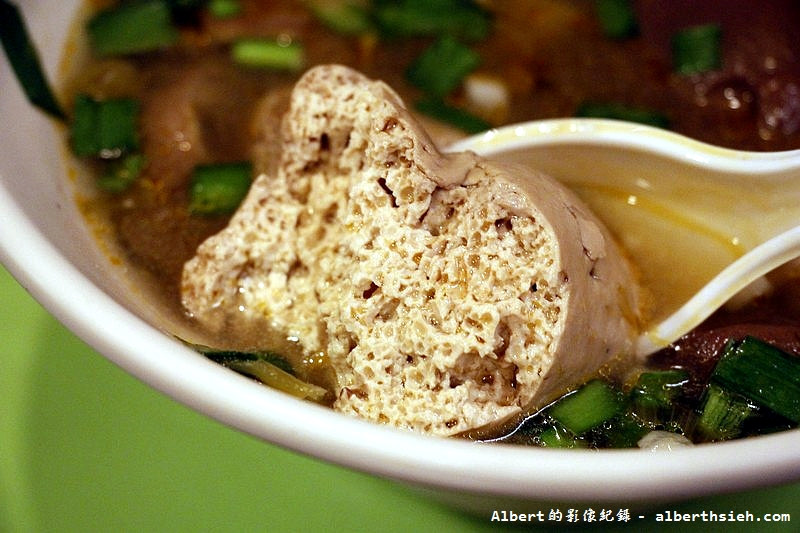 【吳興街美食】台北信義．好記深坑臭豆腐