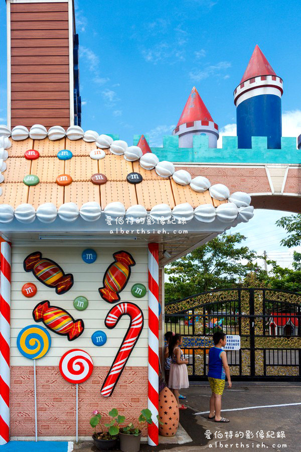 龍貓公車站．桃園觀音景點（和美幼兒園的糖菓屋城堡景觀藝術） @愛伯特吃喝玩樂全記錄