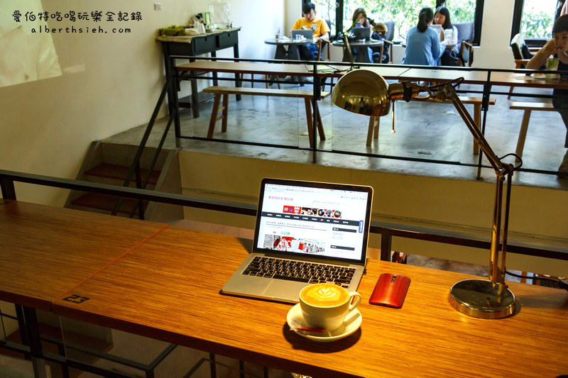 台北信義．Arthere Café