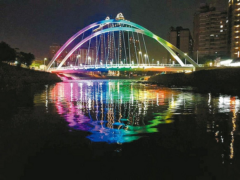 2018桃園燈會Snoopy in Taoyuan（史努比擔任主題造型花燈位於南崁溪沿線） @愛伯特吃喝玩樂全記錄