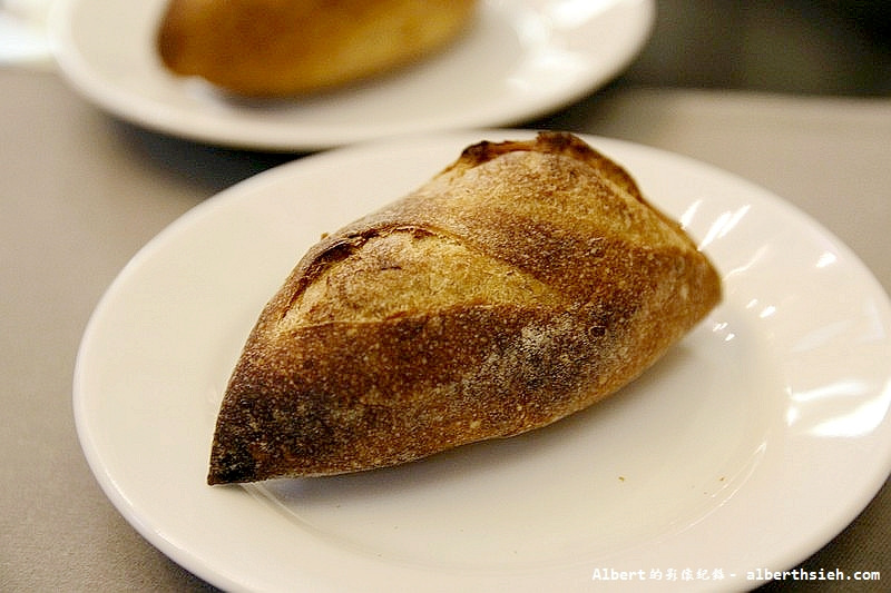 【法式異國料理】台北大安．松露之家：餐前麵包