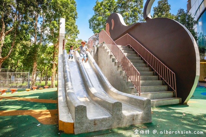 延平公園（桃園親子公園，充滿童趣的猴子磨石子溜滑梯，婦女館/建國游泳池旁好停車） @愛伯特吃喝玩樂全記錄